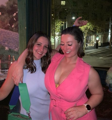 milf yoga onlyfans kunst sexy galerie