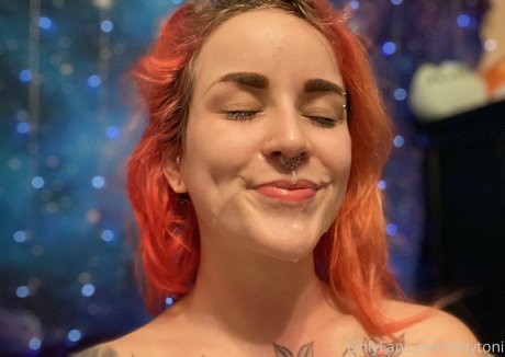 tinytoni schöne erotische foto