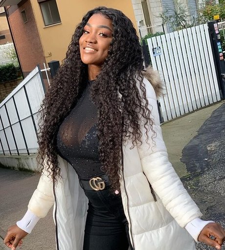 Barbiana hübsche nette bild