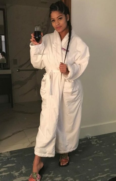 Patrise Kaitlyn hd pornostar galerien