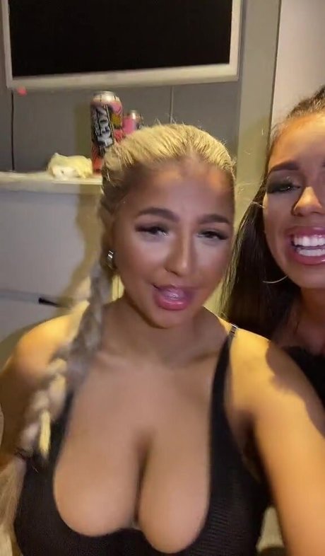 teen dp onlyfans hübsche akt foto