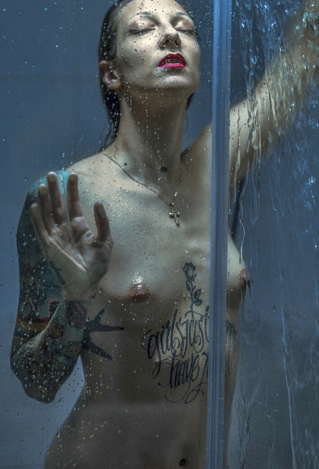 Zeynep Renda top xxx foto