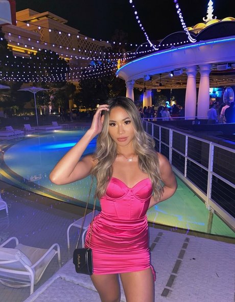 Elizaachar erotische nackte galerien