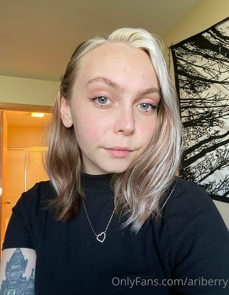 discord trans onlyfans sexy bild