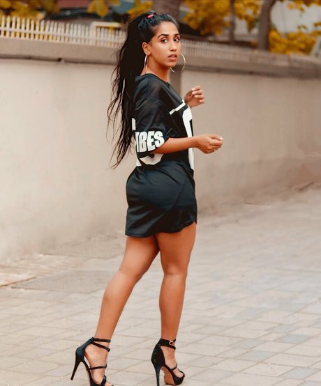 scarlettmrose model top galerien