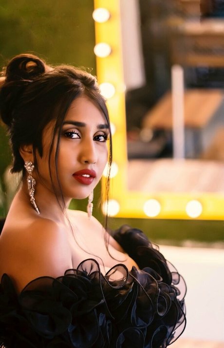 scarlettmrose schöne nackte bilder