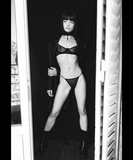 Marie Grippon porno bild