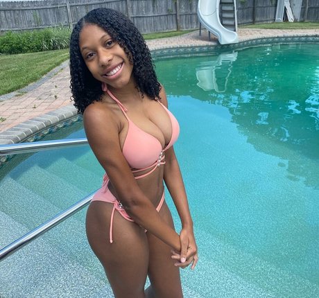 Elyse Rey schöne nette foto