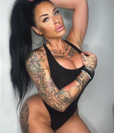 Vanessa bootybuilder heiße schöne bilder