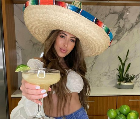 große latina-onlyfans xxx nacktheit bild