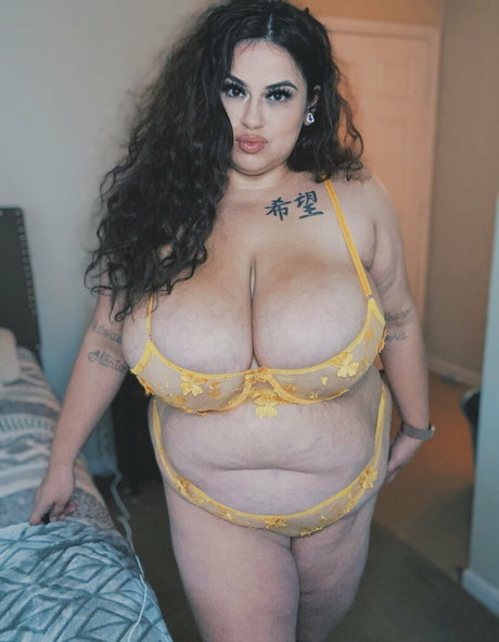 mami cremita hd foto