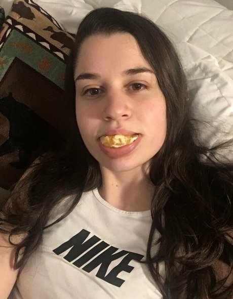 buttrito schauspielerin schöne fotos