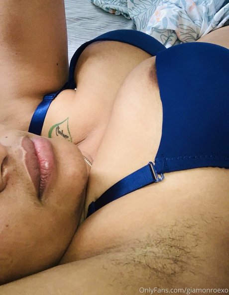 giamonroexo hd nackte bilder