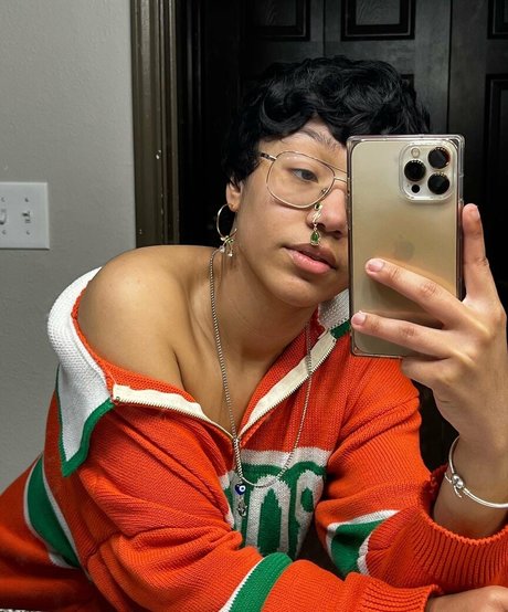 Caileneasely exklusive schöne foto