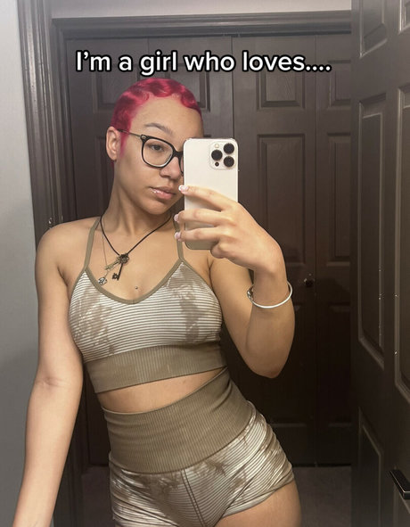 Caileneasely akt pornostar galerien