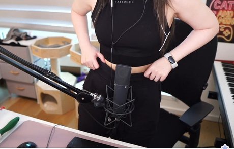 lolnatsumiii nacktheit top fotos