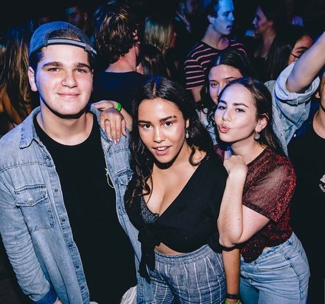 Lotti Loka perfekte erwachsene bilder