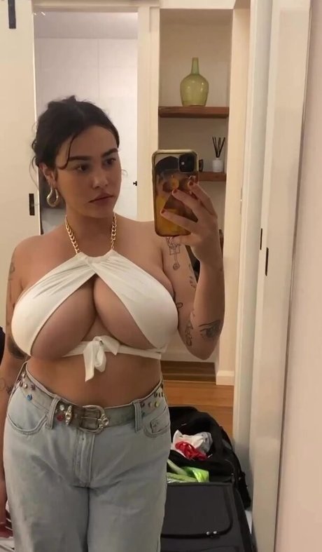 Lotti Loka exklusive erwachsene fotos