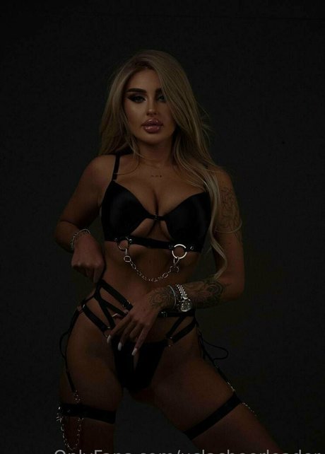 uclacheerleader schöne erotische bild