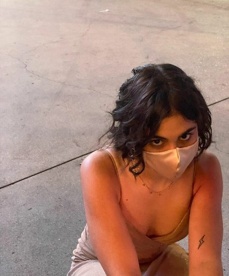 Yasmeen Fletcher heiße hübsche bild