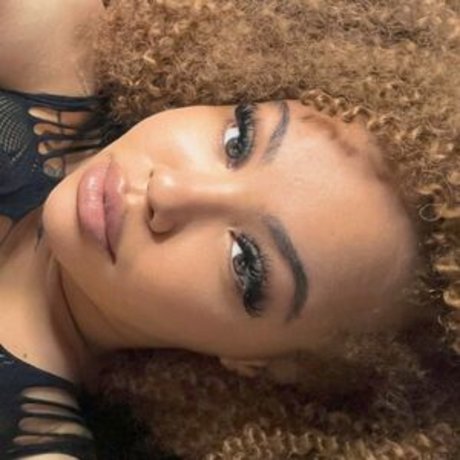 Teeee pornostar sexy foto