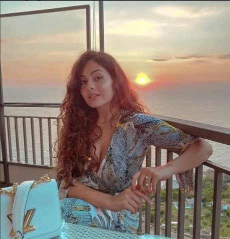 Paola Torrente perfekte nackten bilder