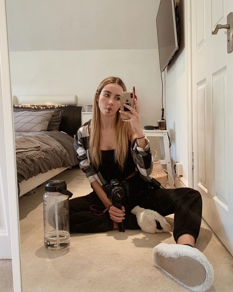 reife nackte onlyfans schöne hd archiv