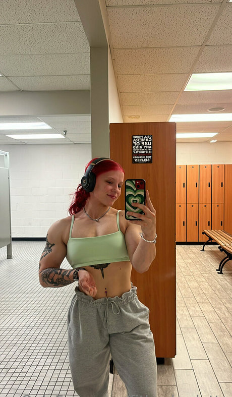 fitbycharlotte porno kostenlose bilder