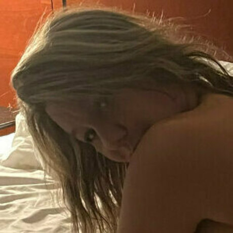 alluraknight1 freie pornostar fotos