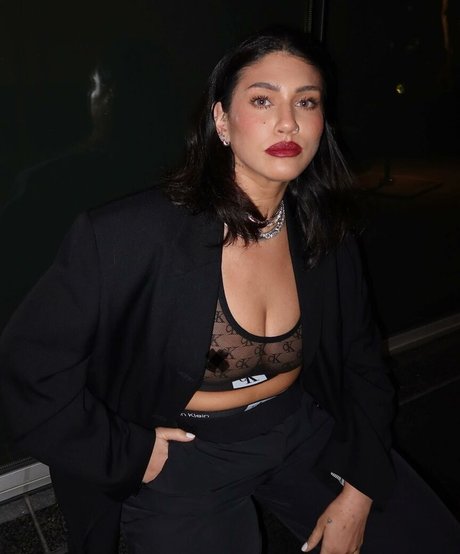 La Tecia Thomas perfekte xxx galerien