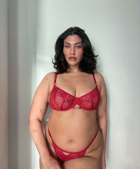 La Tecia Thomas beste akt bilder