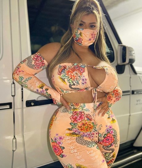 Michelle Mendez heiße hübsche bild