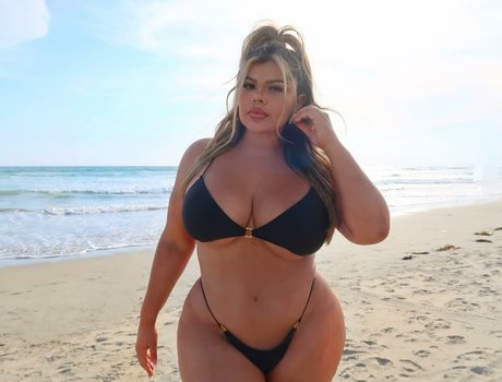 Michelle Mendez schöne foto