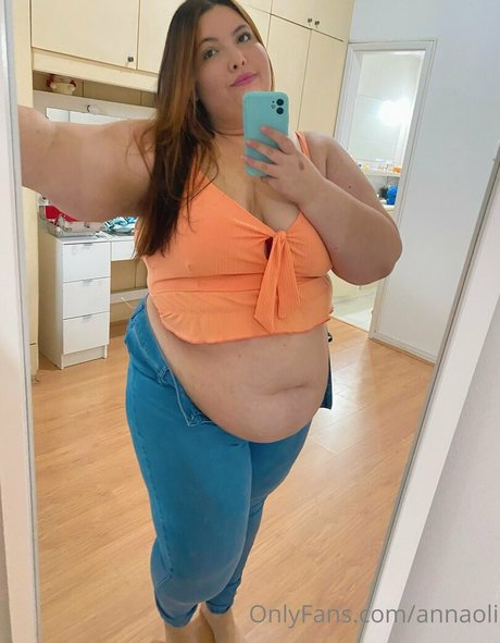 annaoli top nackt fotos