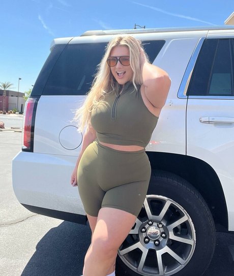 vollbusige teen-onlyfans porno nacktheit galerie