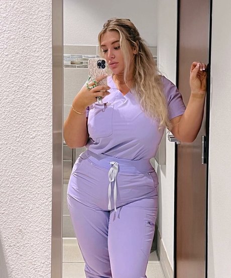 Taya Christian model akt galerien