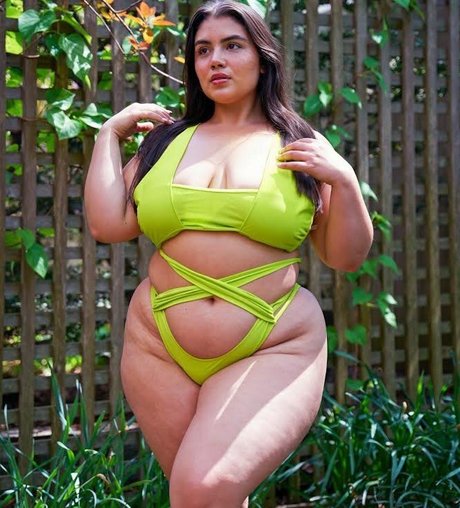 Rachel Anastacia sexy porno foto