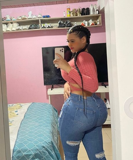 strippe nackt onlyfans exklusive kunst bilder