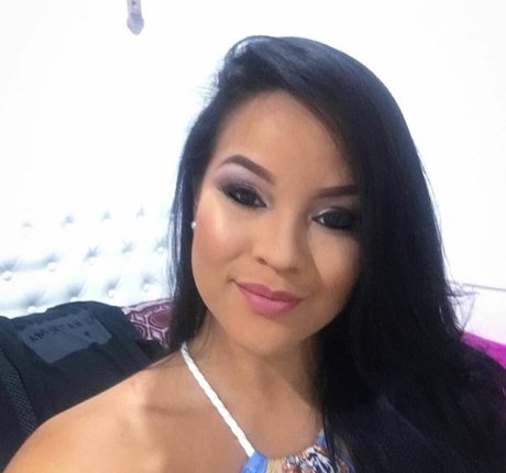 blonde bikini-onlyfans erotische heiße bild