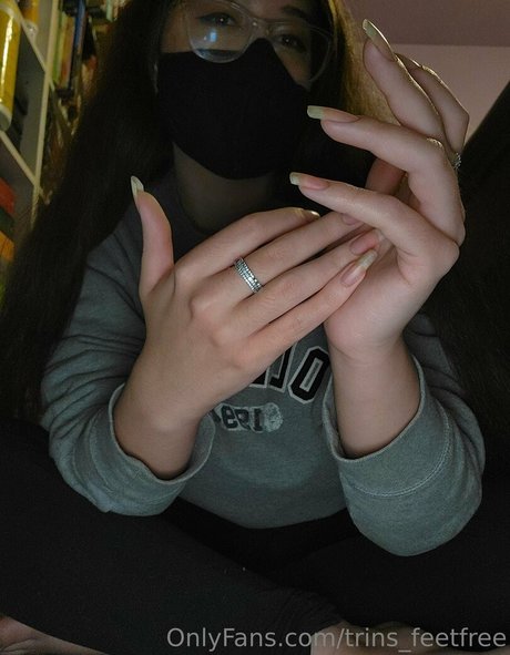 trins feetfree hübsche akt bild