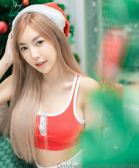 maron photo model kunst archiv