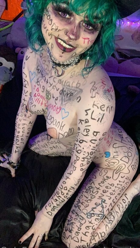 teasinglytrashed Bilder