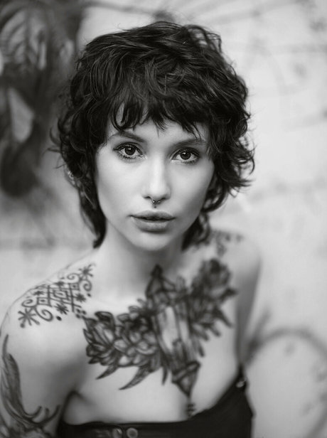 chantaise nackt sexy bilder