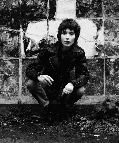 chantaise erwachsene bilder