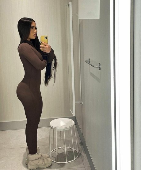 anaa__flri nacktheit fotos