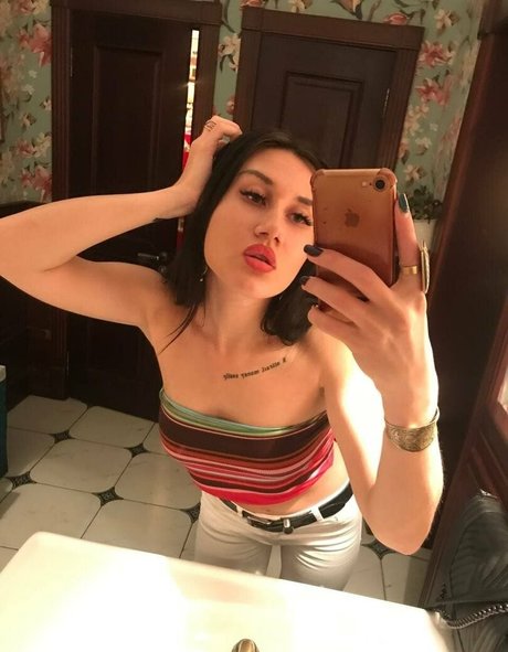 angelion schauspielerin perfekte fotos