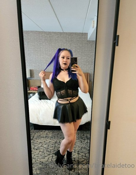 bratelaidetoo akt galerie