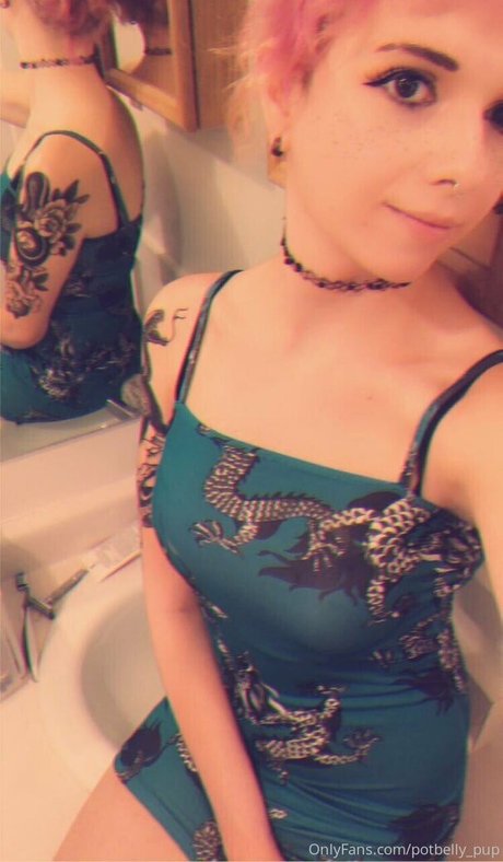 bigbellybenni erotische heiße galerien