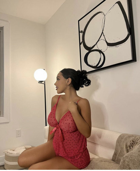 Kiara Marie perfekte pornographische bild