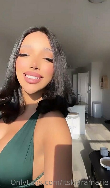 Kiara Marie porno galerien